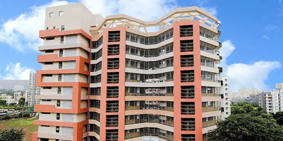 Universal High School, Thane