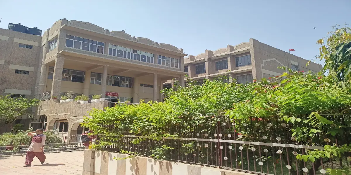 Veda Vyasa DAV Public School