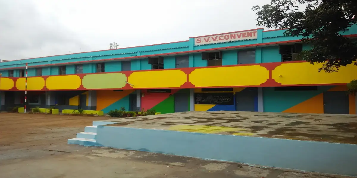 Silver Hoods International School