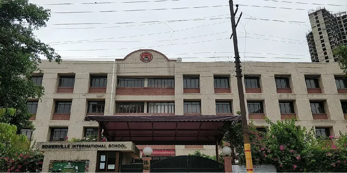 Somerville International School