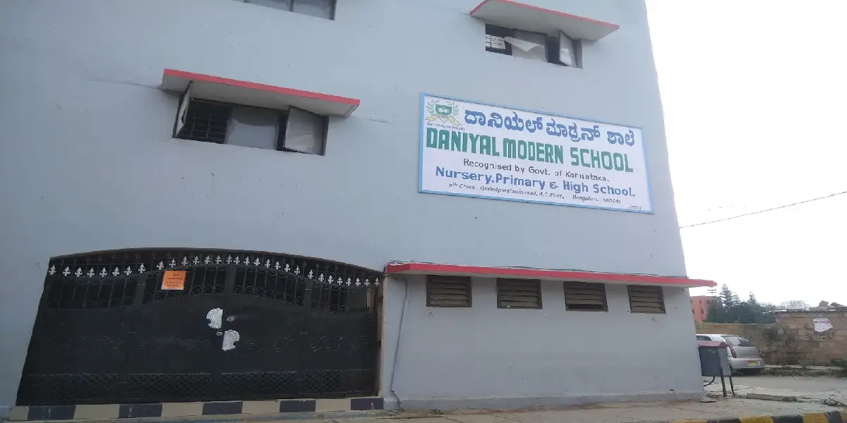 Daniyal Modern School