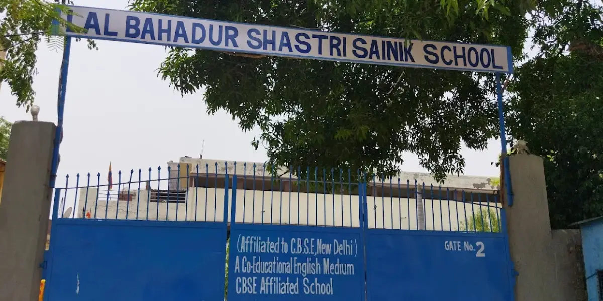 Lal Bahadur Shastri Sainik School