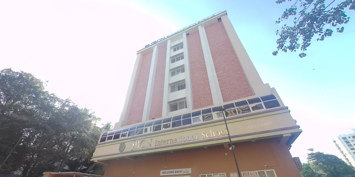 JBCN International School