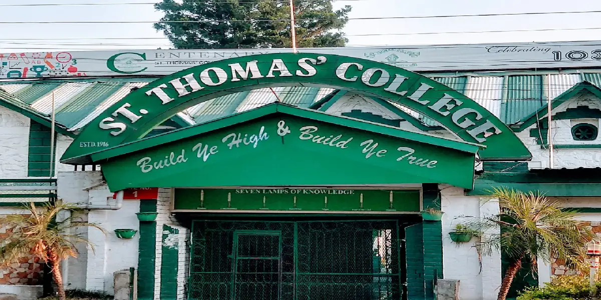 St. Thomas' College
