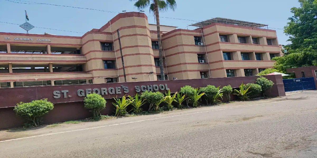 St. George's School