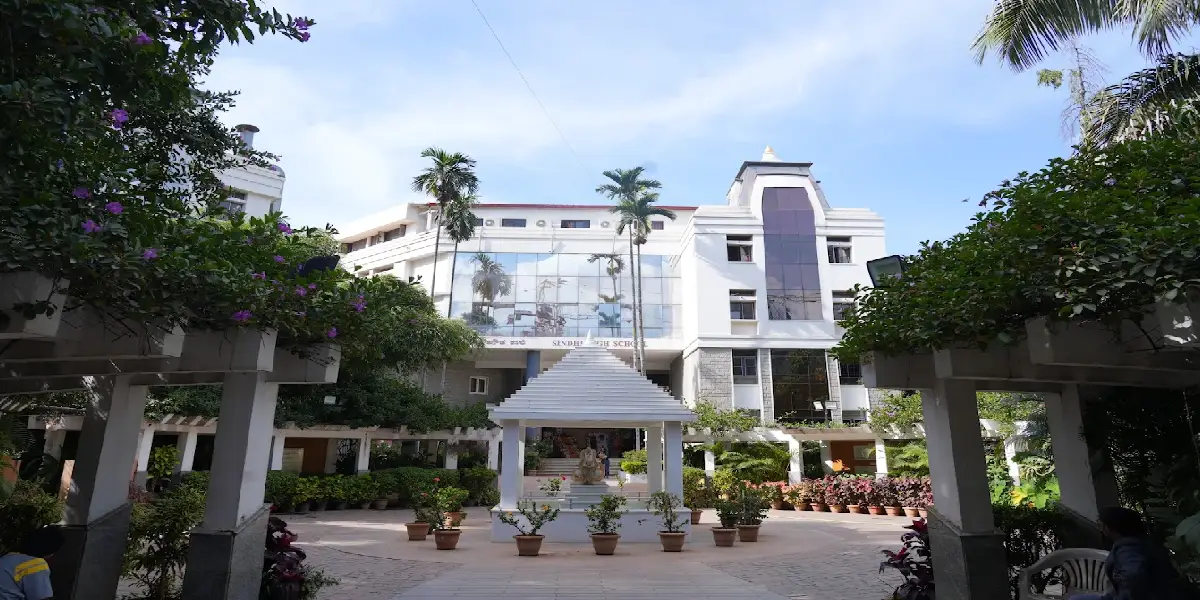Sindhi High School