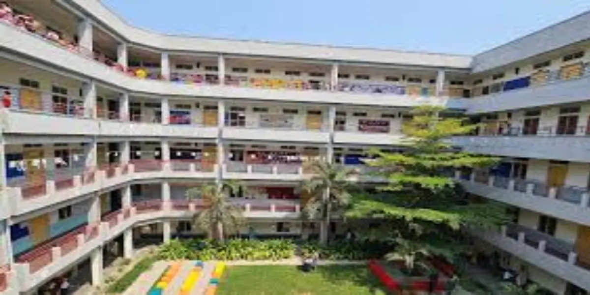 Silver Oaks International School