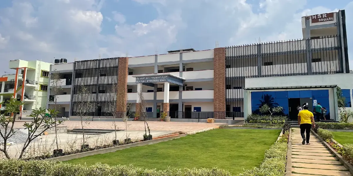 Delhi Public International School